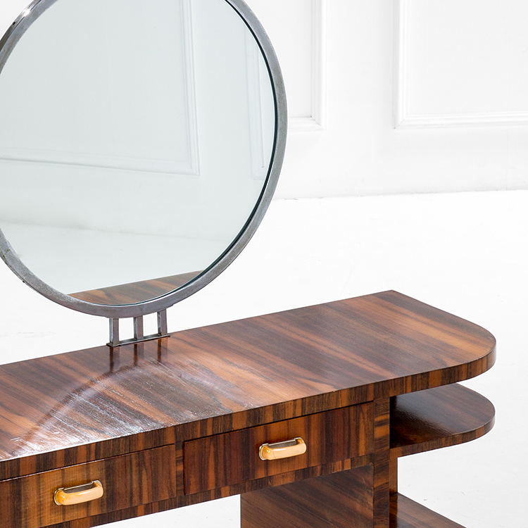 Esprit Italien: from Decoration to Design